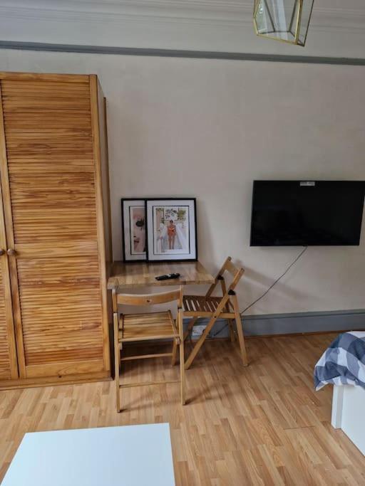 Bright Studio Apartment In A Perfect Location 伦敦 外观 照片